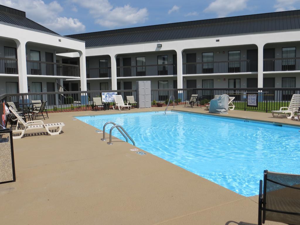 Baymont Inn & Suites Florence Exteriör bild